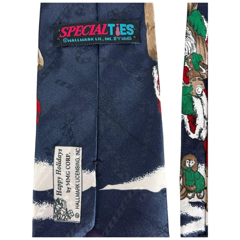 Hallmark By MMG Santa Claus Christmas Tie With Santa Carrying His Toy Bag Mens - Picture 5 of 7